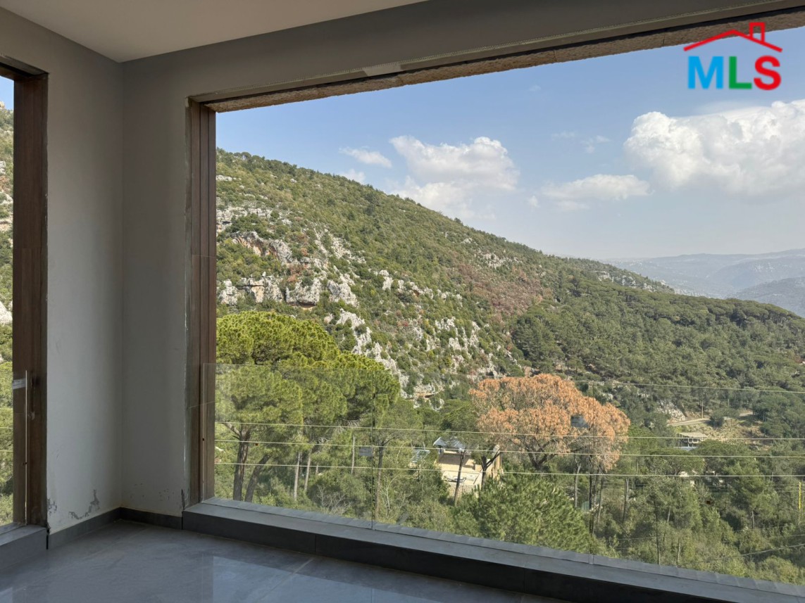Brand New Apartment For Sale in Baabdat