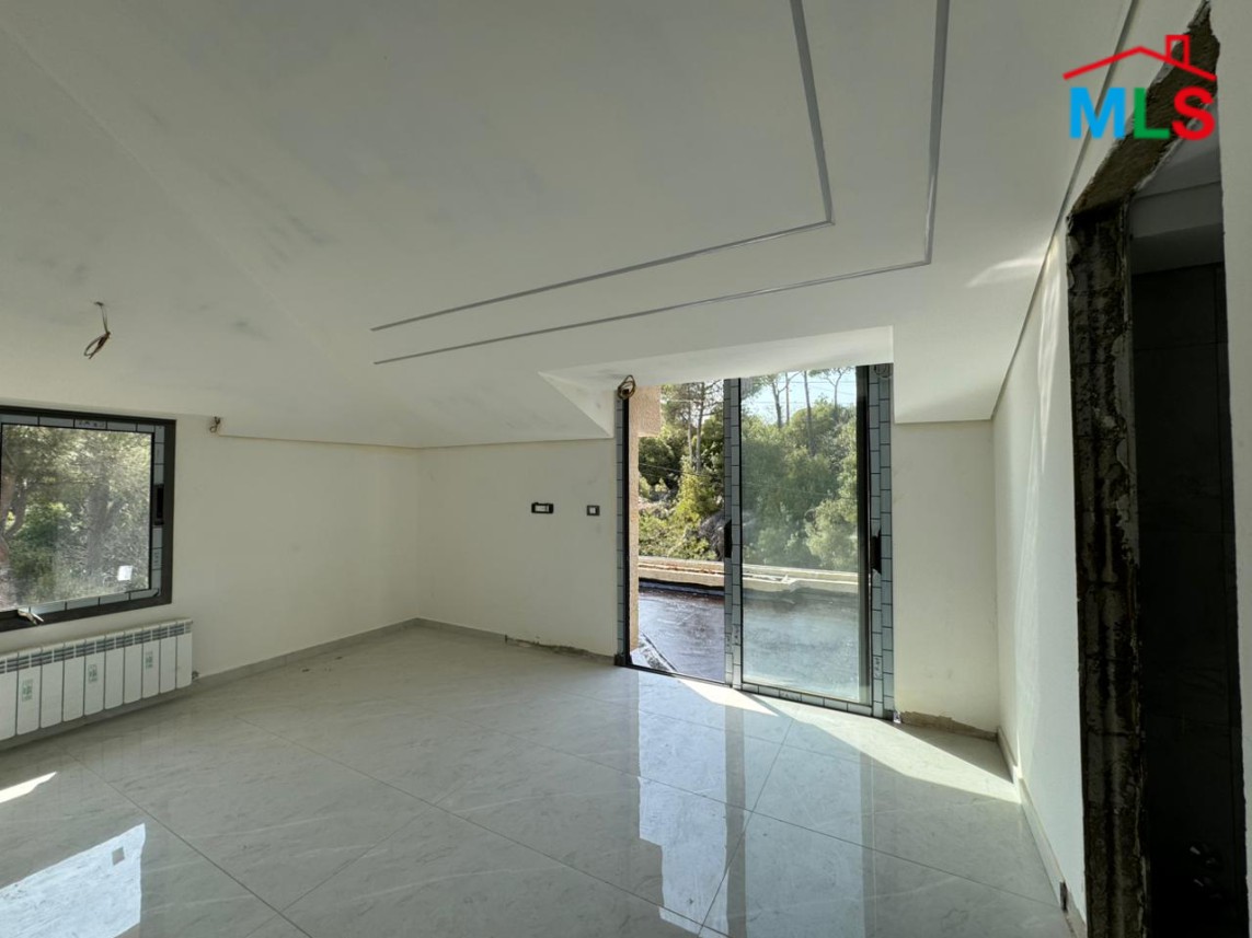 Brand New Roof Apartment With Terrace For Sale in Baabdat
