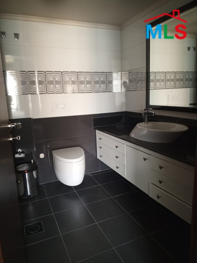 Hot Deal! Furnished Deluxe Apartment For Sale in Adma