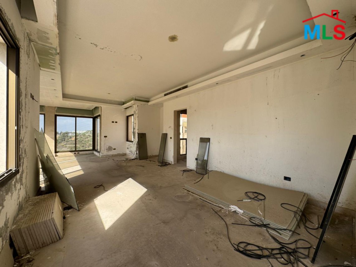 A 660 SQM Building For Sale in Ain Najem