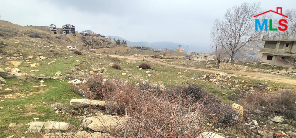 A 574 SQM Land For Sale in Chabrouh, Faraya With Permit