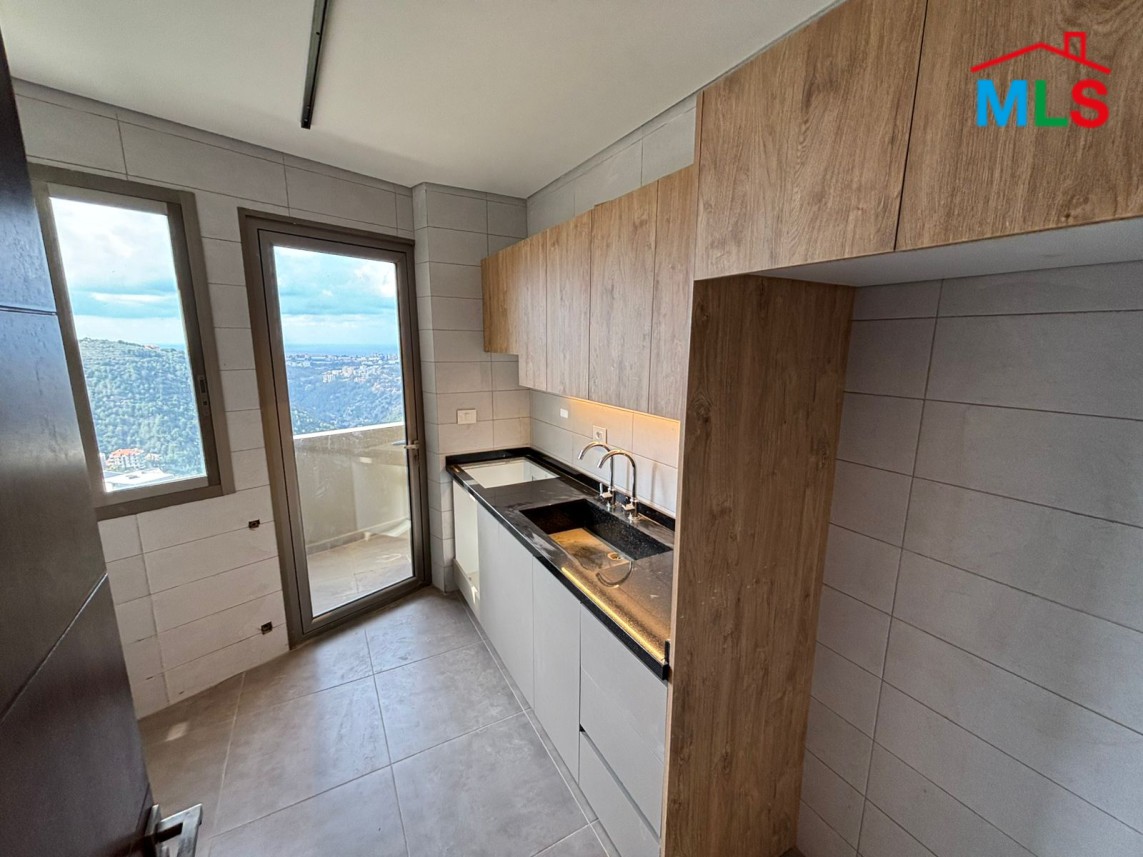 Decorated Apartment With A Beautiful View For Sale in Zikrit