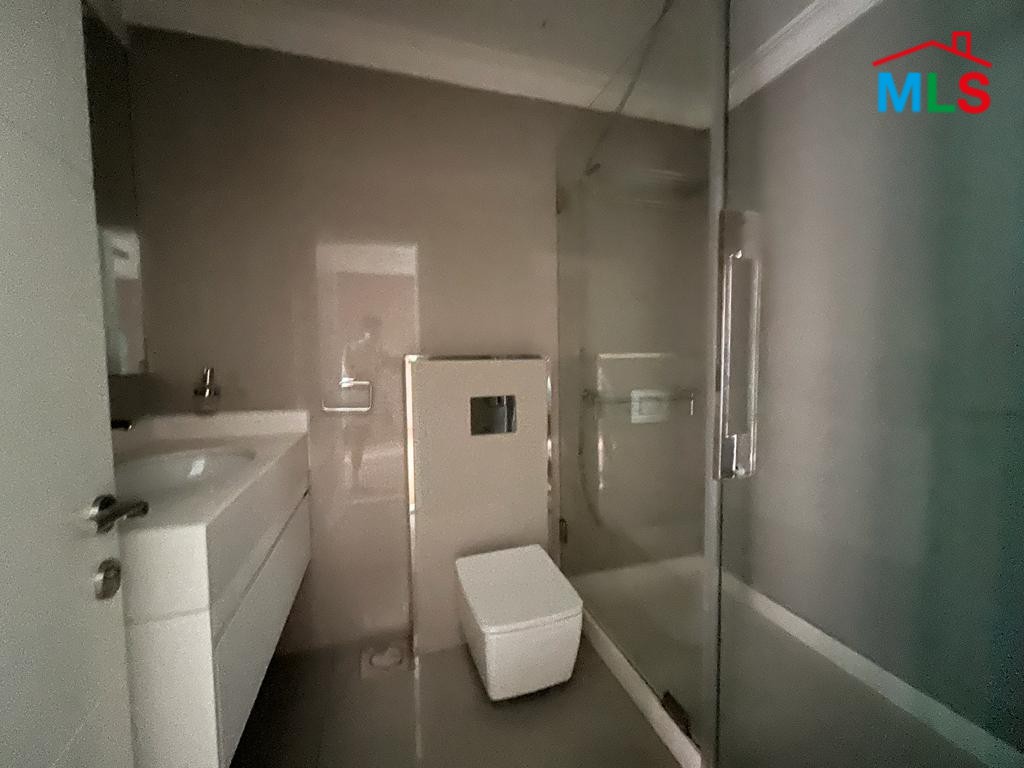 Spacious Apartment With a Terrace For Sale in Achrafieh, Saydeh