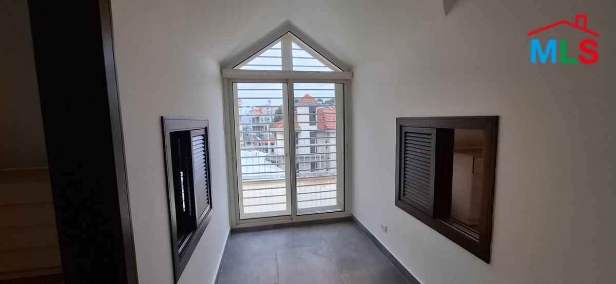 Exclusive! Decorated Penthouse For Sale in Dhour Choueir