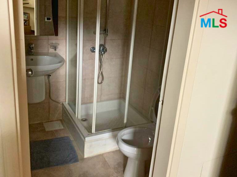 Beautiful 3-Bedrooms Chalet For Sale in Tilal Kfarzebian