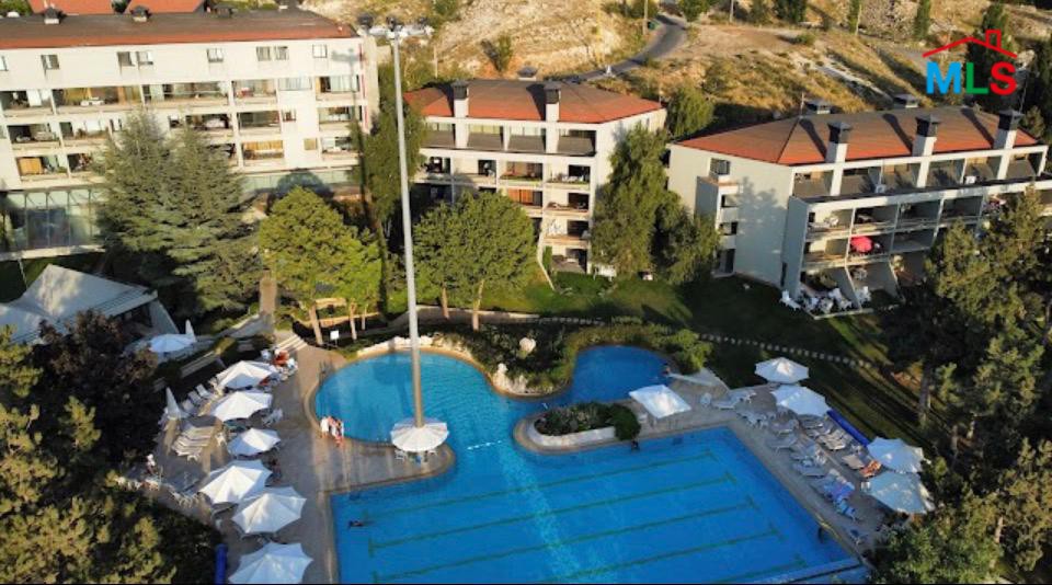 Beautiful 3-Bedrooms Chalet For Sale in Tilal Kfarzebian