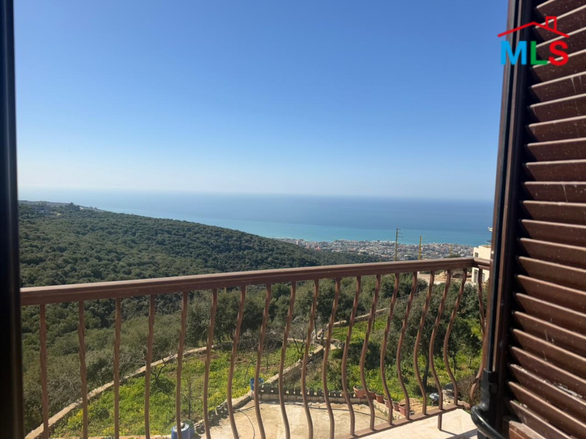 Exclusive! An Individual Villa For Sale in Ebrin, Batroun