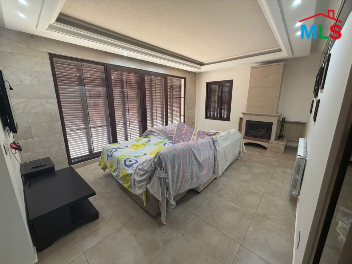 Exclusive! An Individual Villa For Sale in Ebrin, Batroun