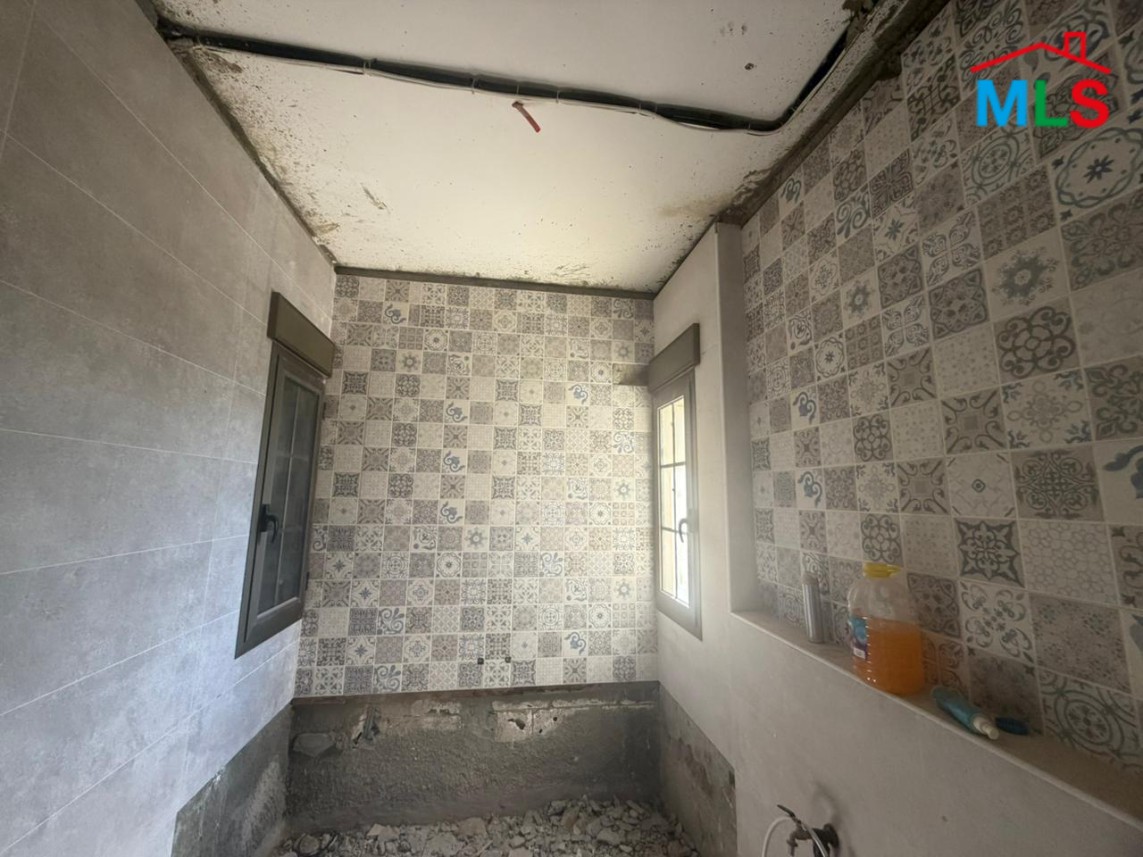 Exclusive! An Individual Villa For Sale in Ebrin, Batroun