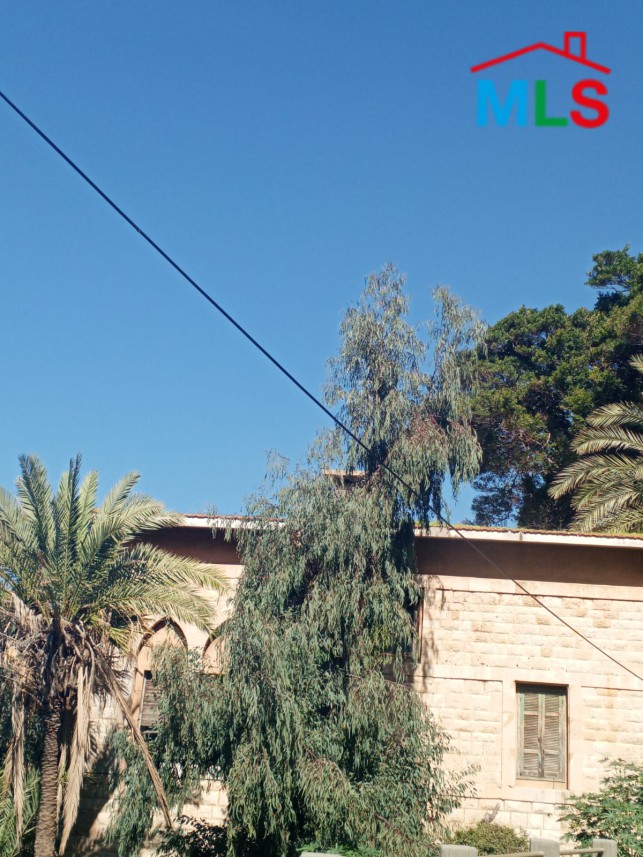 Hot Deal! Traditional Lebanese House For Sale in Ghazir