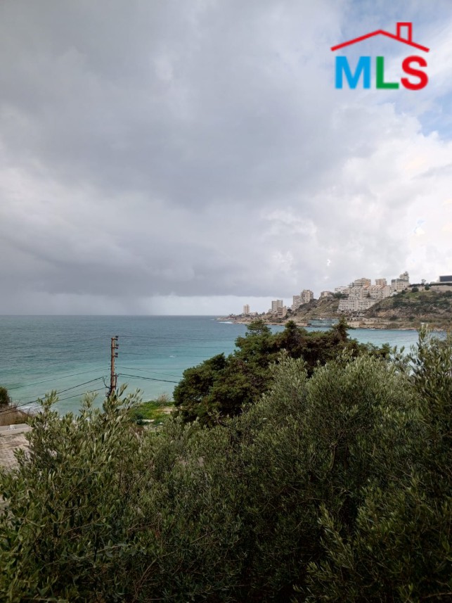 Hot Deal! Traditional Lebanese House For Sale in Ghazir