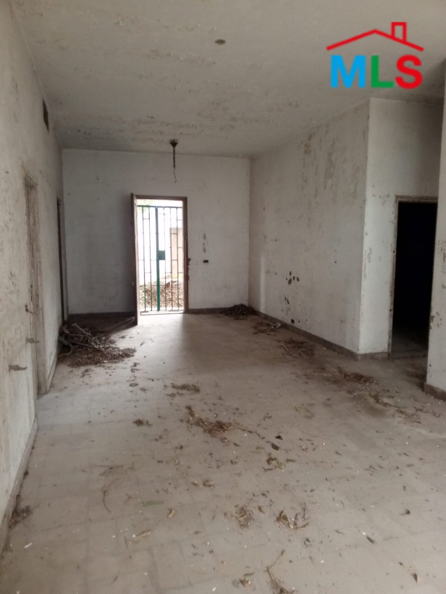 Hot Deal! Traditional Lebanese House For Sale in Ghazir