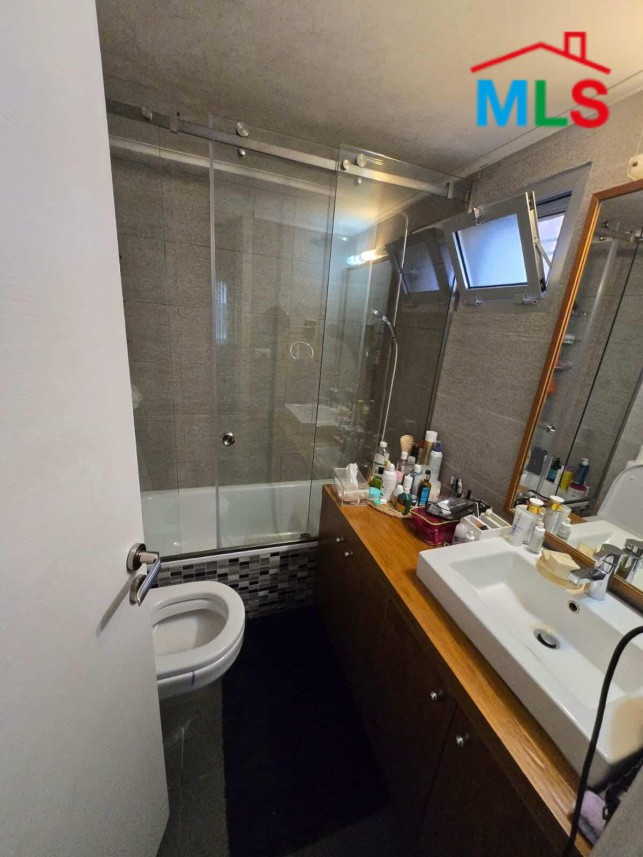 Fully Renovated 2 Bedroom Apartment For Sale in Achrafieh, Saydeh