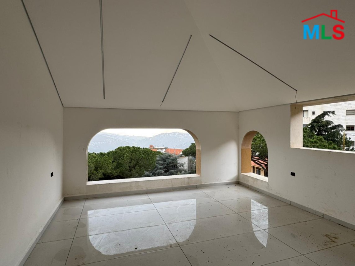 Roof Apartment For Sale In Ouyoun Broumana