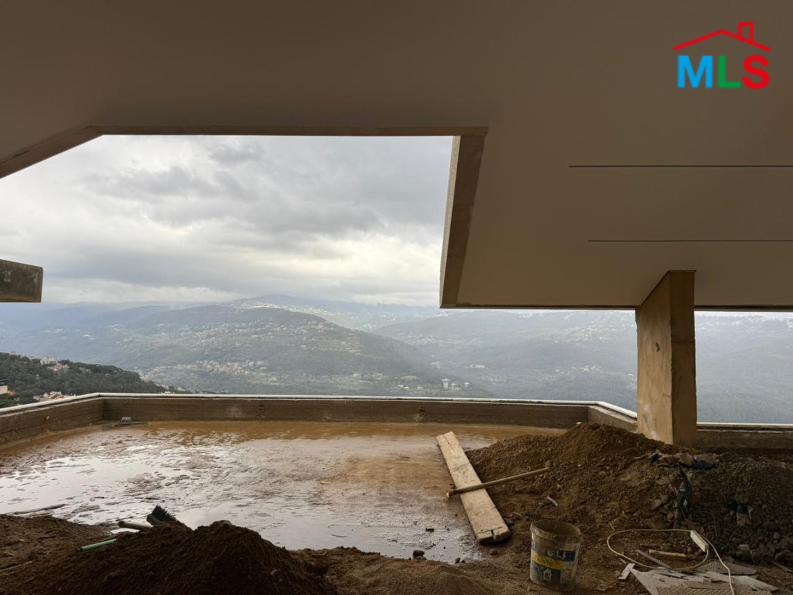 Roof Apartment For Sale In Ouyoun Broumana