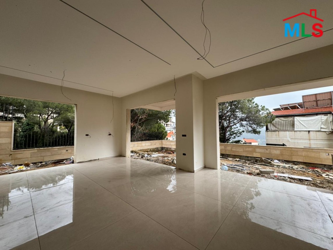 Spacious Apartment With Terrace For Sale In Ouyoun Broumana
