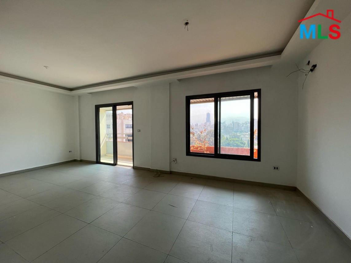 3 Bedroom Apartment For Sale in Achrafieh, Corniche El Nahr
