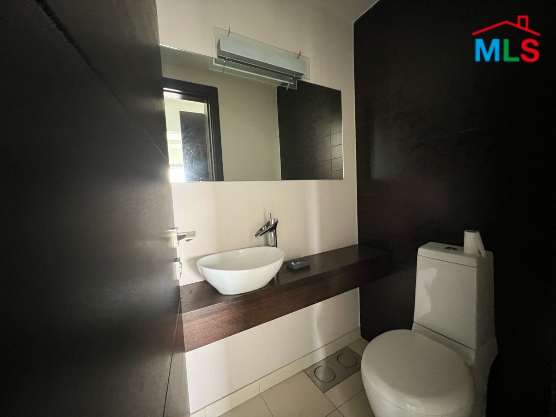 3 Bedroom Apartment For Sale in Achrafieh, Corniche El Nahr