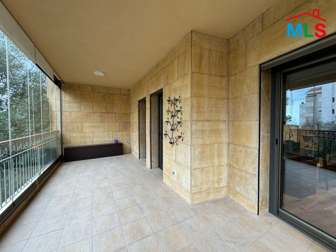 Fully Furnished Decorated Apartment For Sale in Broumana