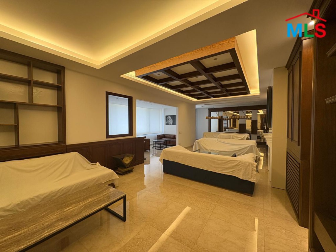 Fully Decorated High-End Finishing Apartment For Sale in Jdeideh