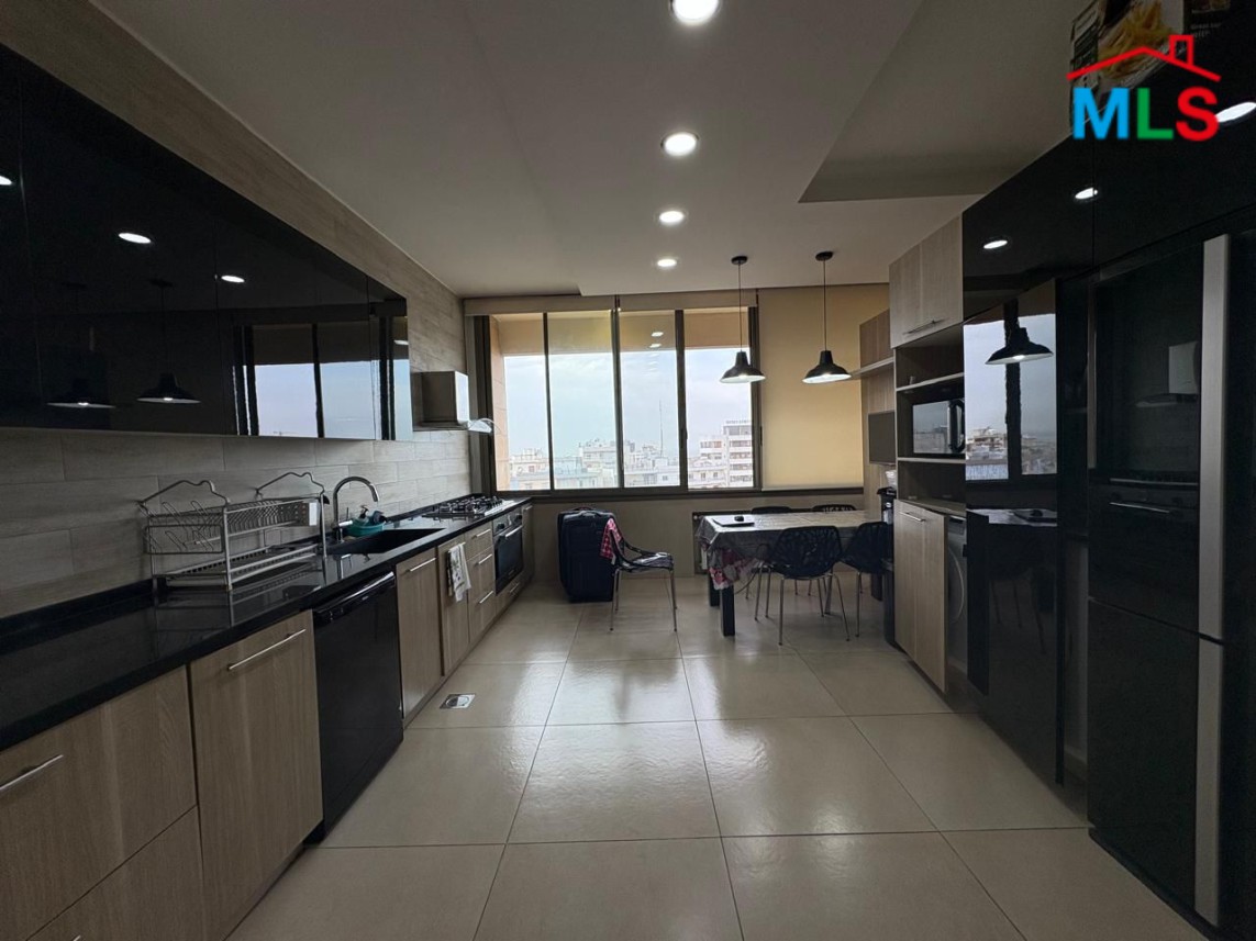 Fully Decorated High-End Finishing Apartment For Sale in Jdeideh