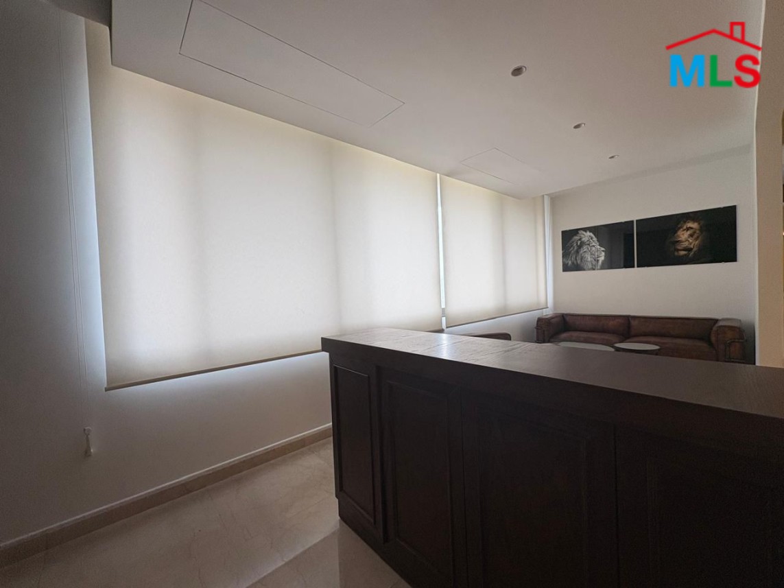 Fully Decorated High-End Finishing Apartment For Sale in Jdeideh