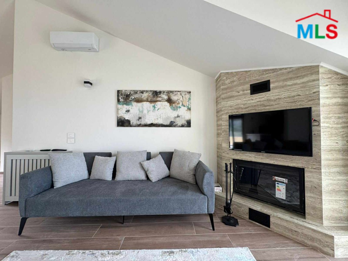 Fully Furnished And Decorated Apartment For Sale in Ain Saade