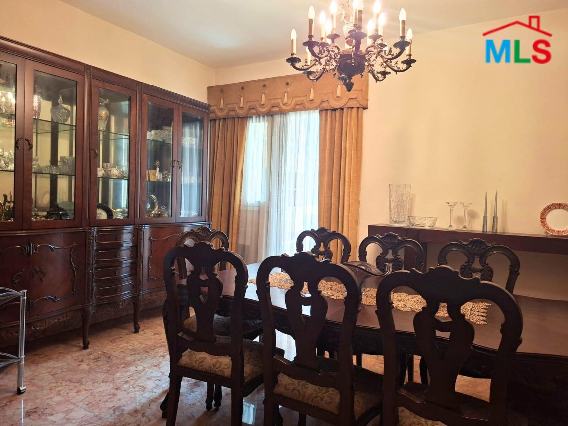 Spacious 3 Bedroom Apartment For Sale in Msaytbeh, Yazbek Street