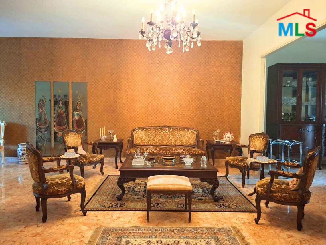 Spacious 3 Bedroom Apartment For Sale in Msaytbeh, Yazbek Street