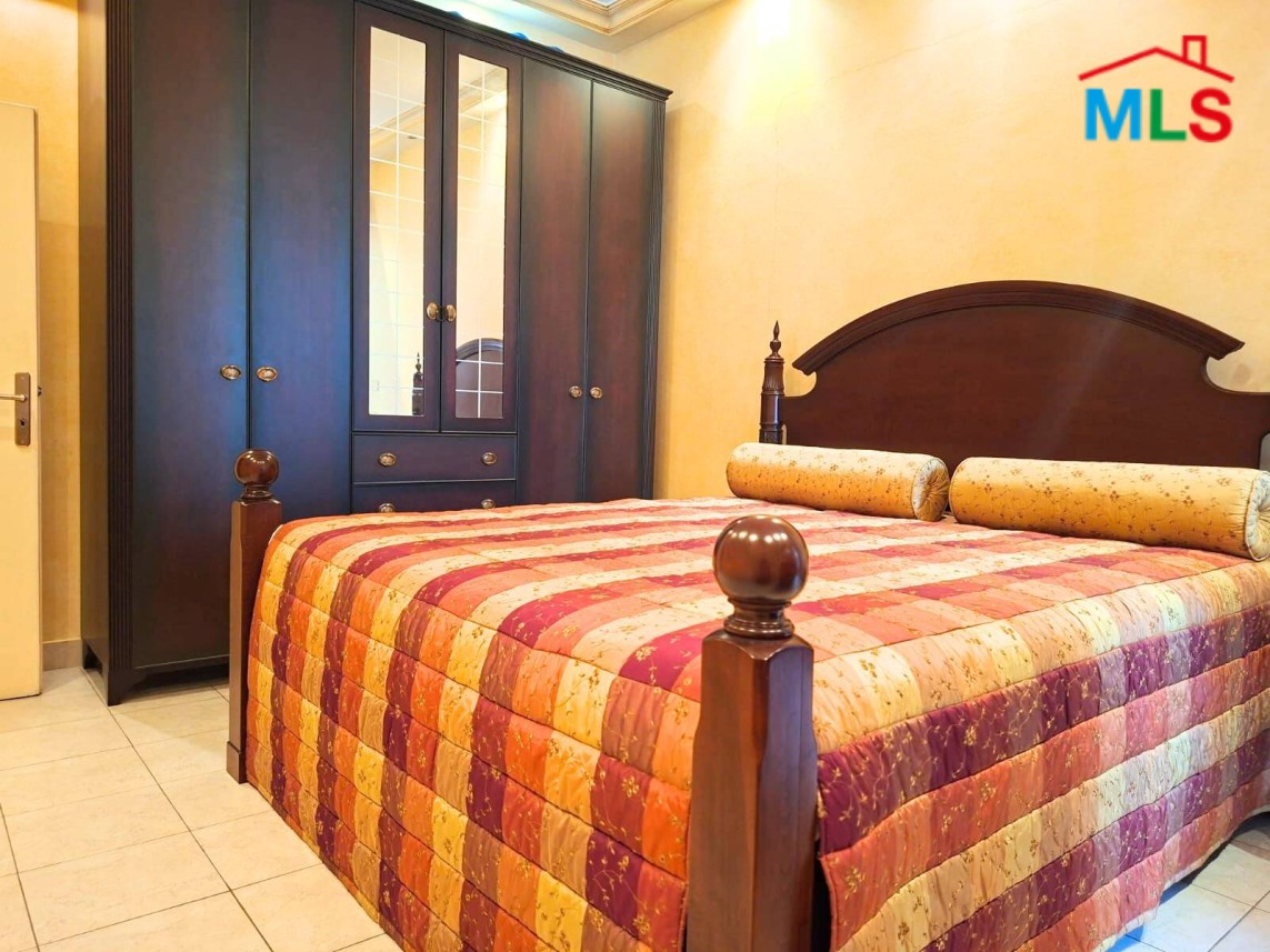 Spacious 3 Bedroom Apartment For Sale in Msaytbeh, Yazbek Street
