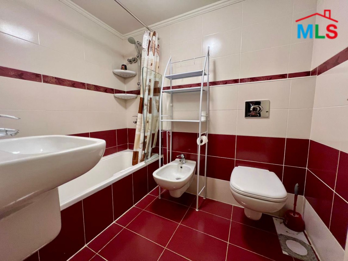 Bright Apartment For Sale in Achrafieh, Geitawi