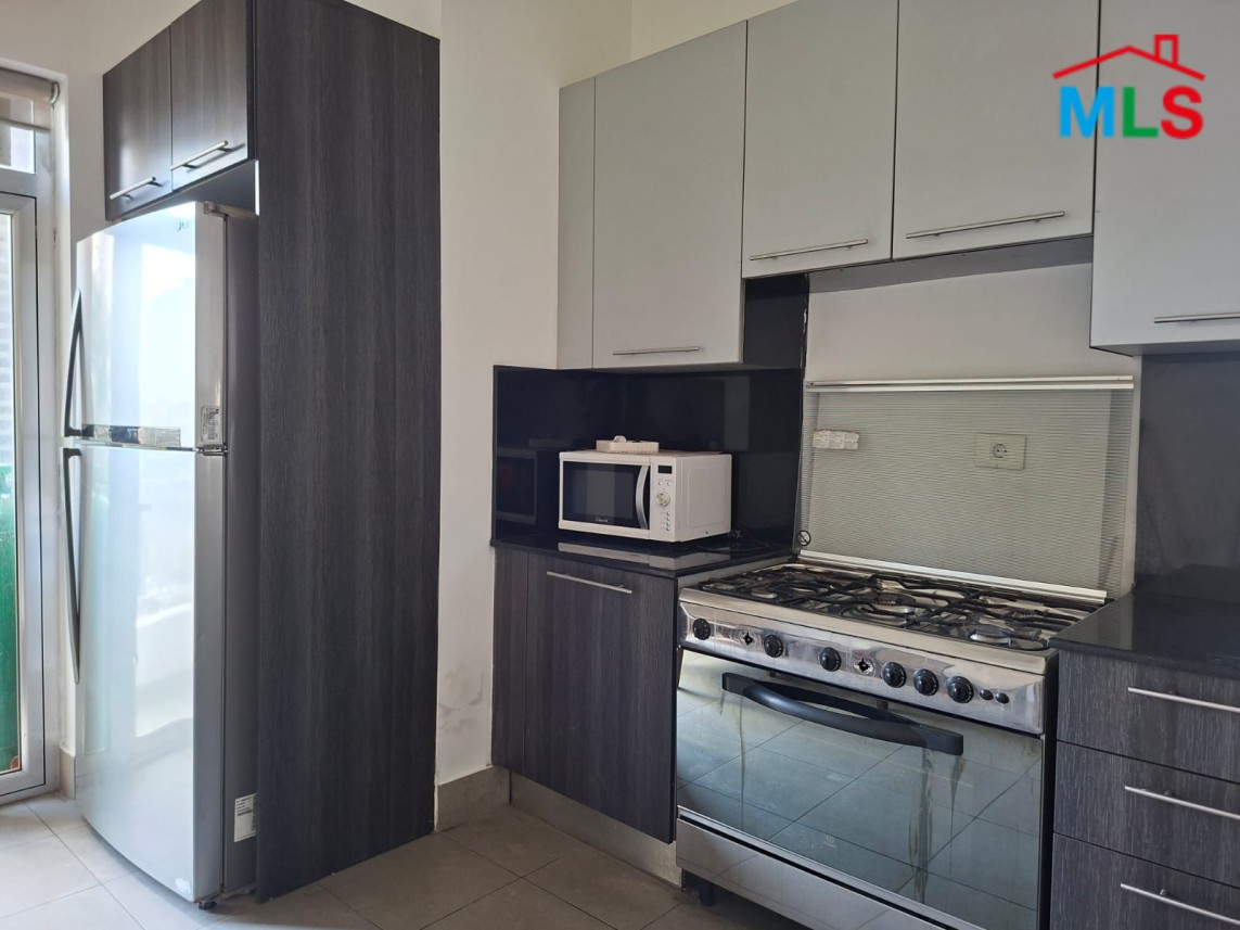 3 Bedroom Apartment with Partial Sea View For Sale in Raouche, Beirut