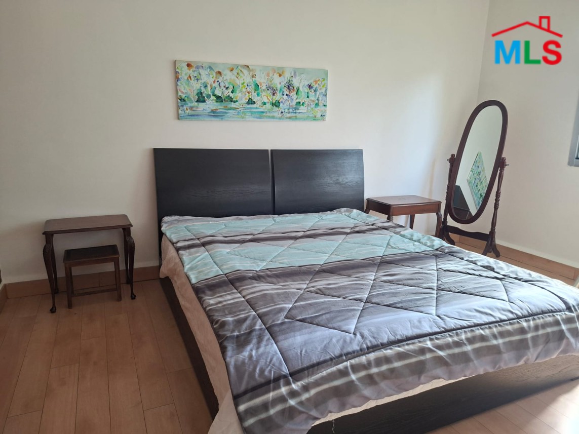 3 Bedroom Apartment with Partial Sea View For Sale in Raouche, Beirut