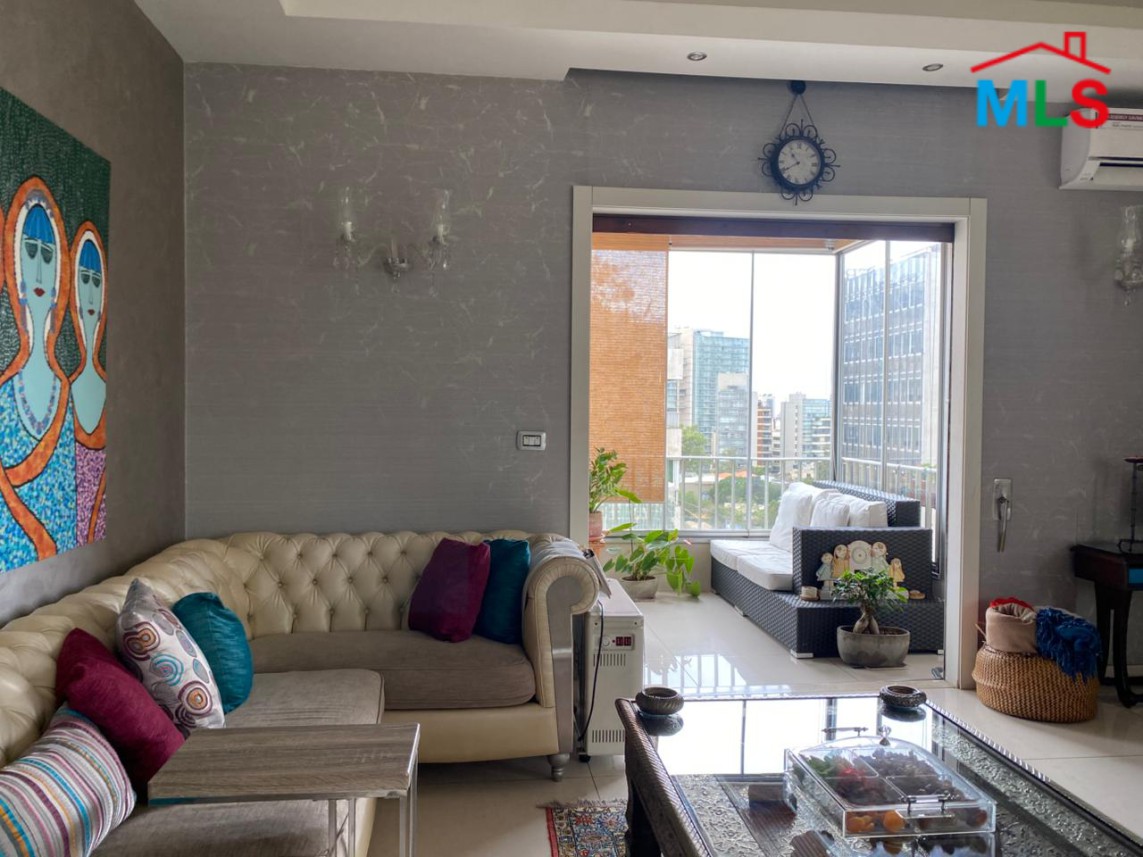 3-Bedroom Apartment For Sale in Corniche Canal 7, Beirut