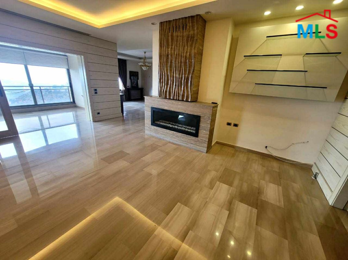 Fully Decorated Apartment For Sale in Monteverde