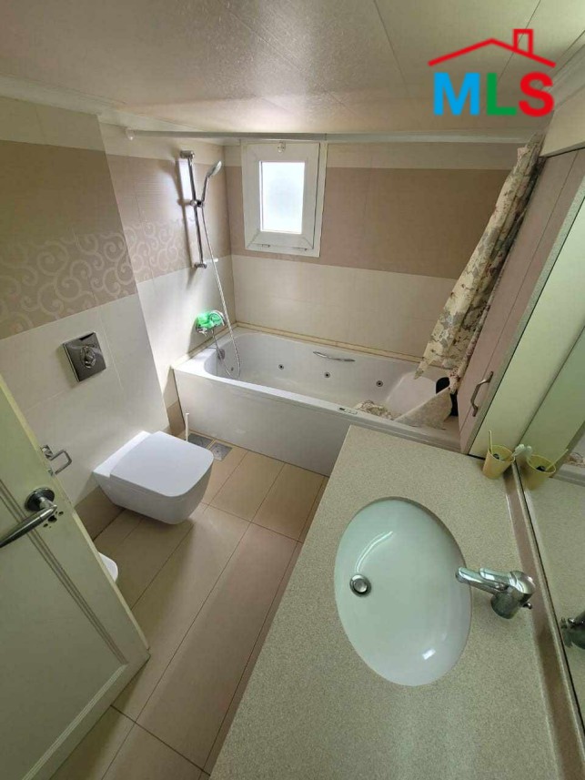 Fully Decorated Apartment For Sale in Monteverde