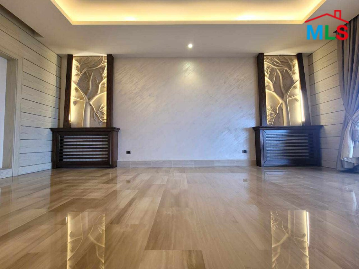 Fully Decorated Apartment For Sale in Monteverde