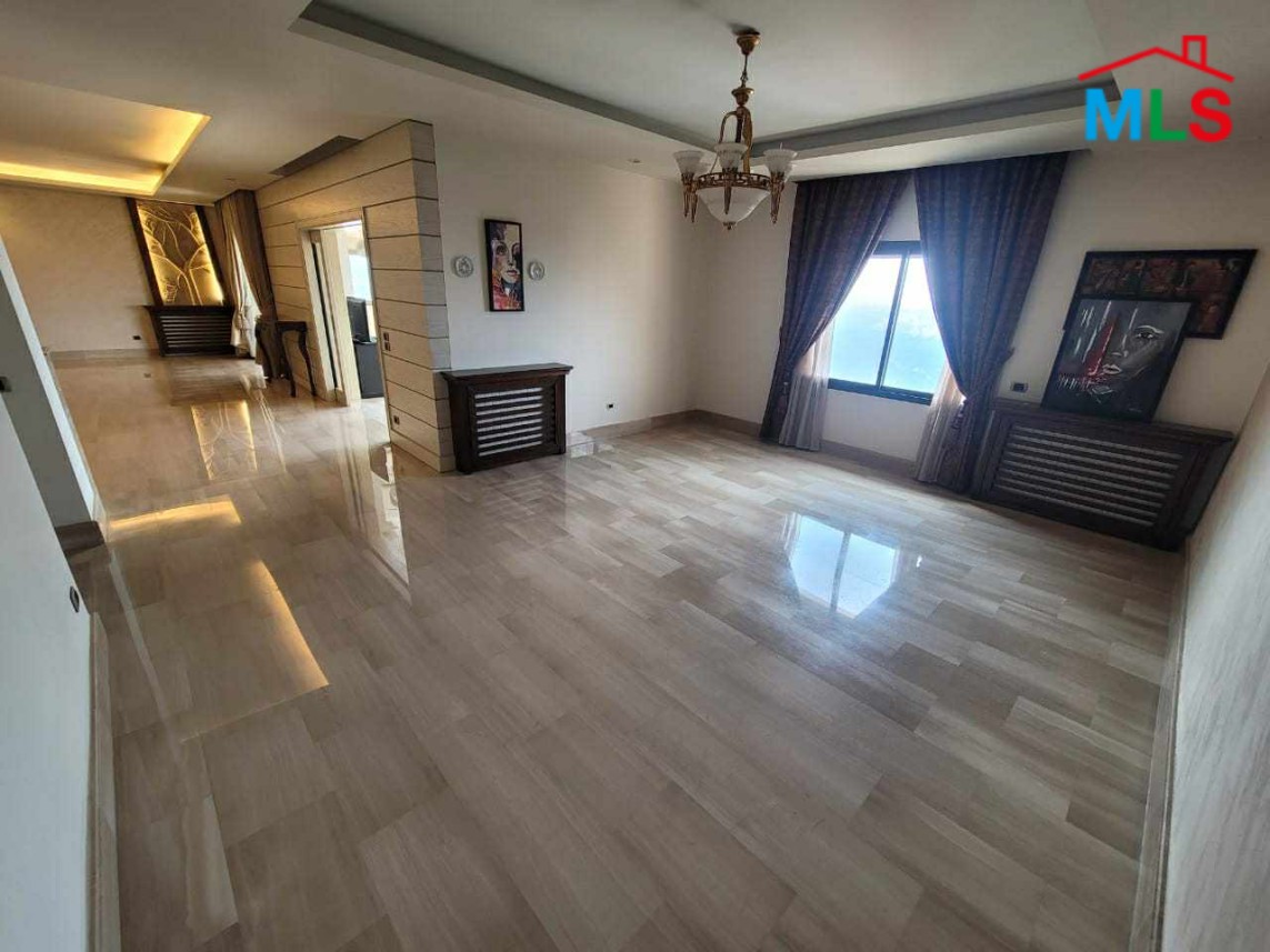 Fully Decorated Apartment For Sale in Monteverde