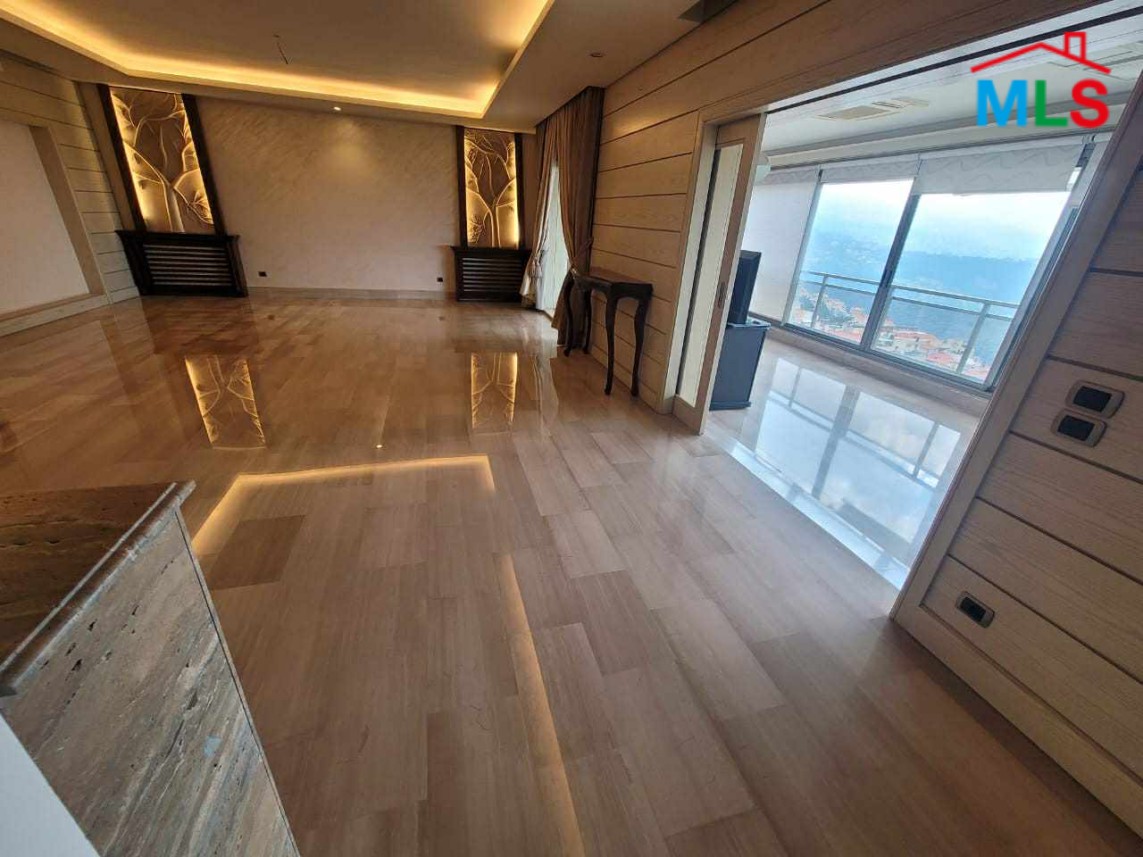 Fully Decorated Apartment For Sale in Monteverde