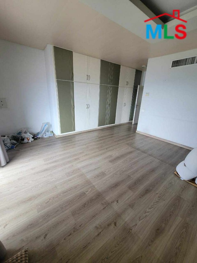 Fully Decorated Apartment For Sale in Monteverde