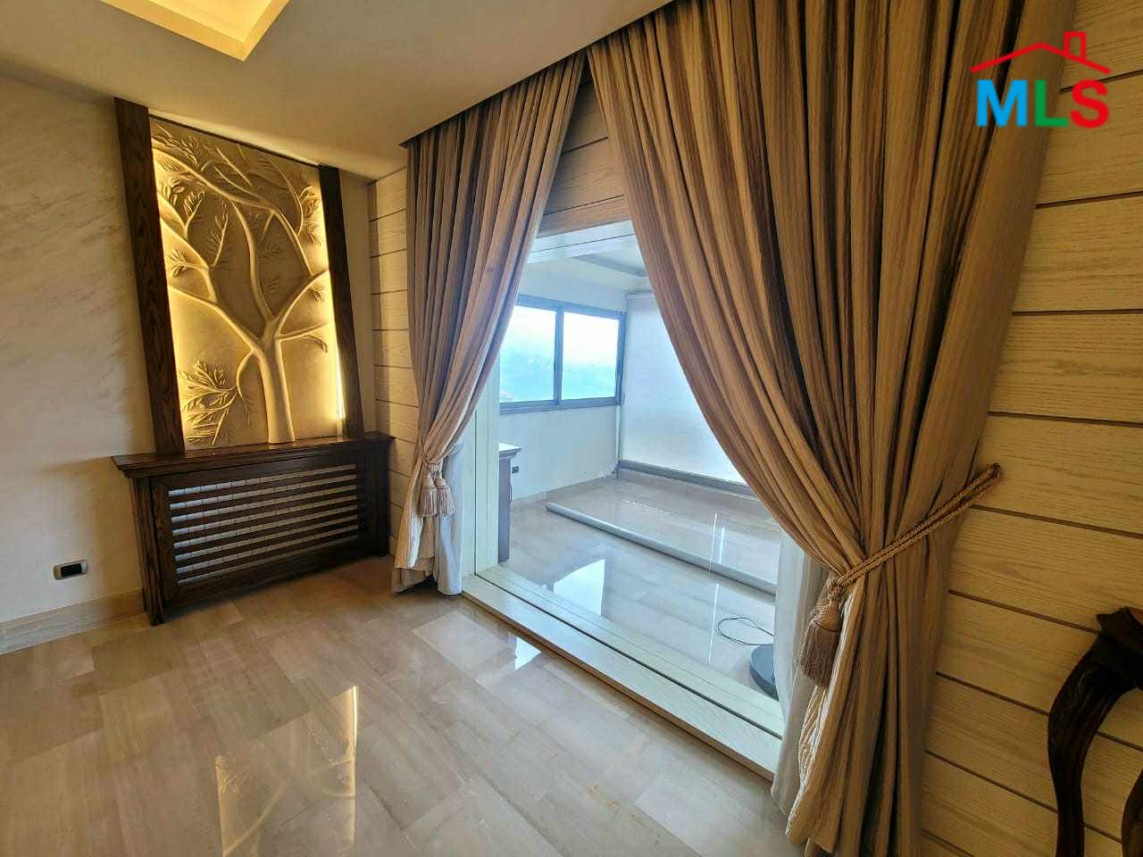 Fully Decorated Apartment For Sale in Monteverde