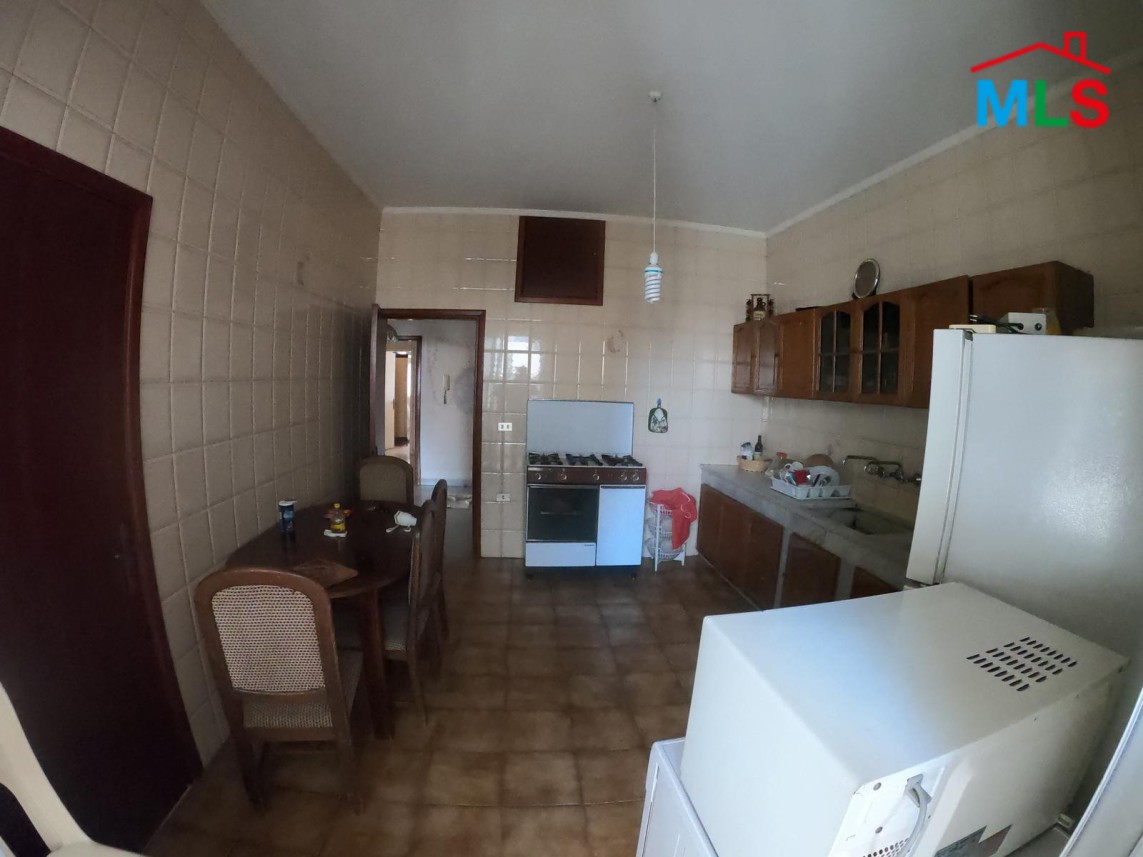 Apartment For Sale in A Prime Location in Jbeil