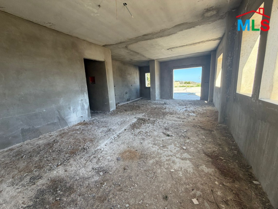 Exclusive! Triplex Villa With A Huge Garden For Sale in Toula, Batroun