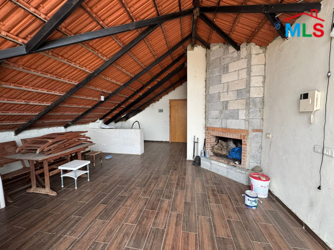 Unfurnished Duplex With Terrace And Sea View For Sale in Roumie