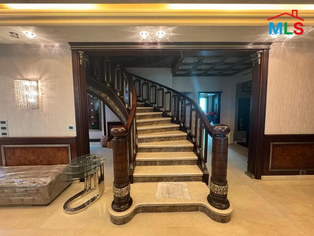 Luxurious High-End Duplex For Sale in Rawche