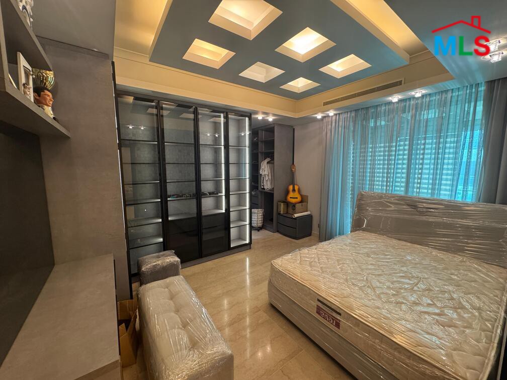 Luxurious High-End Duplex For Sale in Rawche