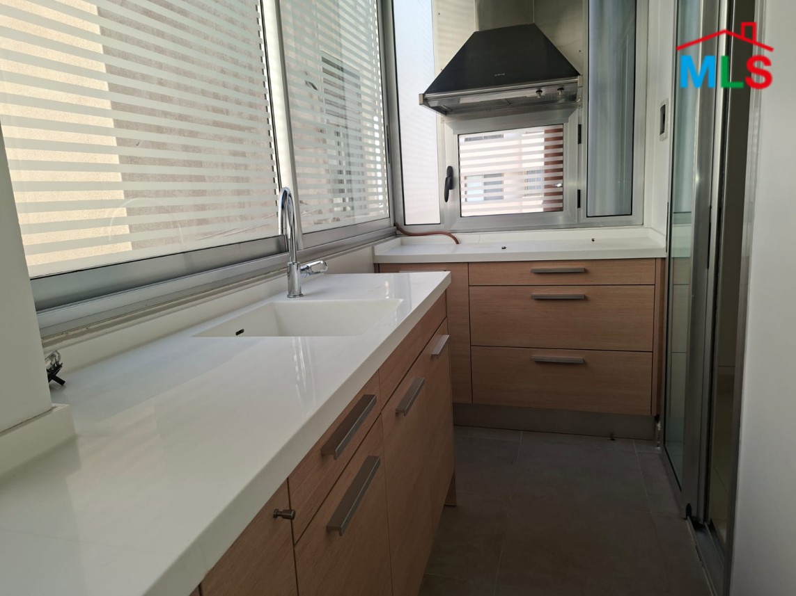 Super Deluxe Renovated Apartment For Sale in Prime Location in Verdun, Beirut