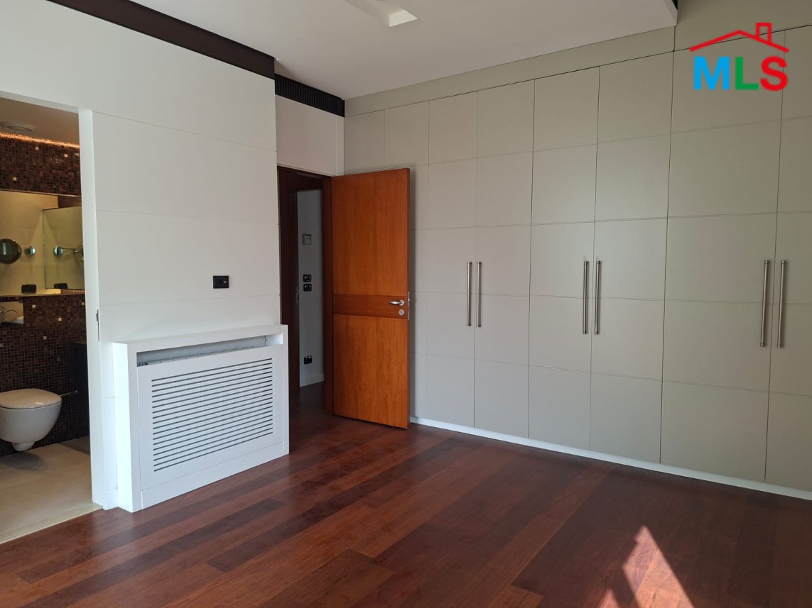 Super Deluxe Renovated Apartment For Sale in Prime Location in Verdun, Beirut