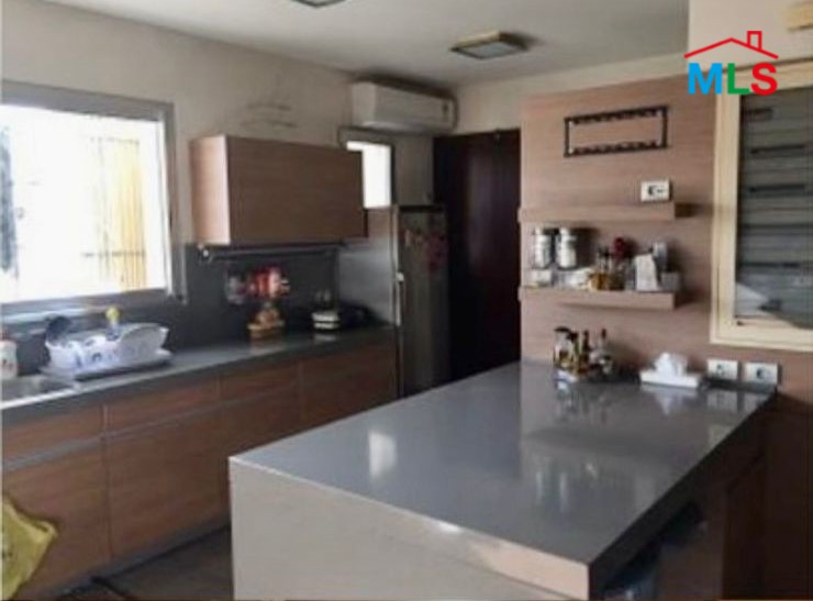Apartment with Rooftop Terraces For Sale in Verdun, Beirut