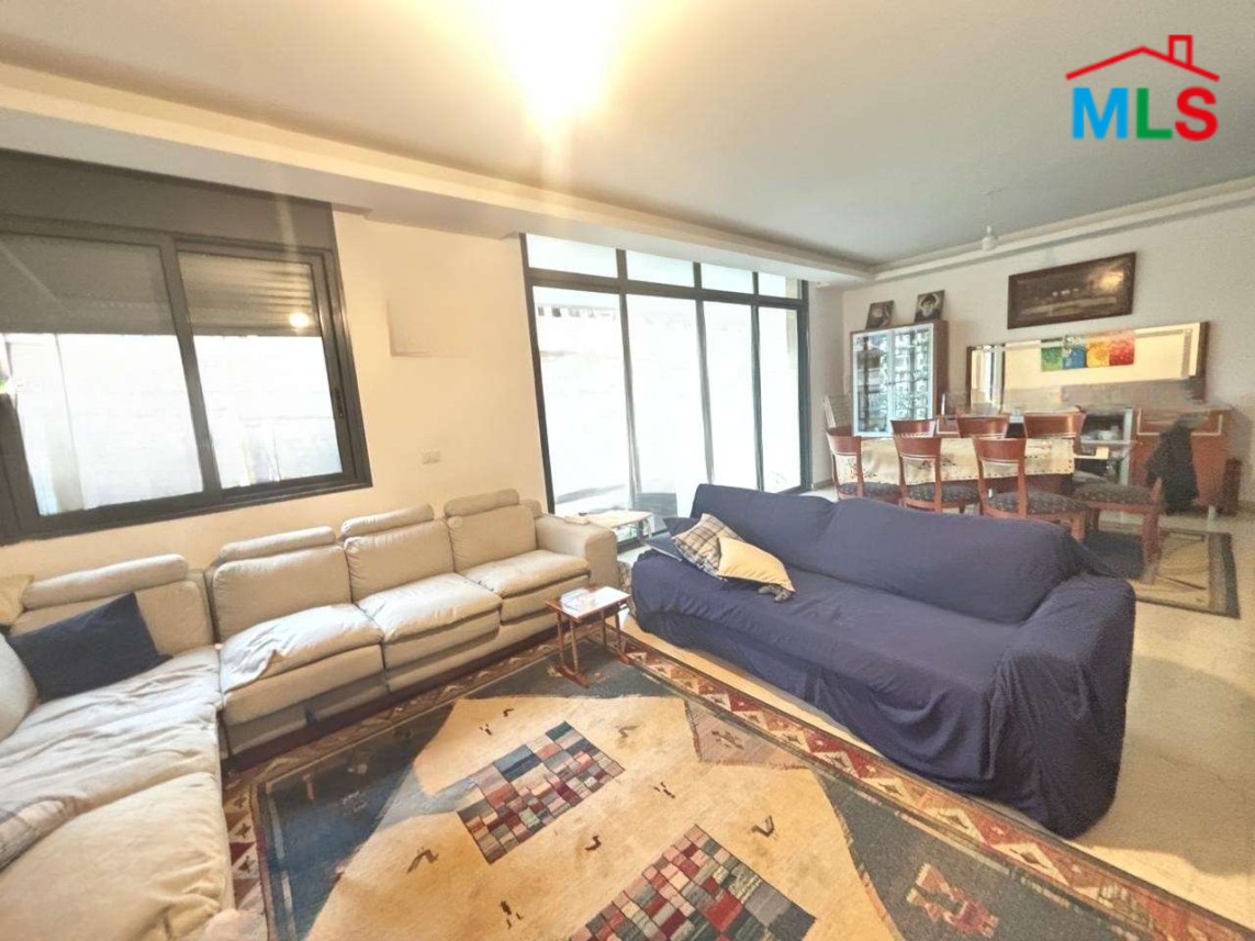 3-Bedroom Apartment For Sale in Ain El Mreisseh, Ras Beirut